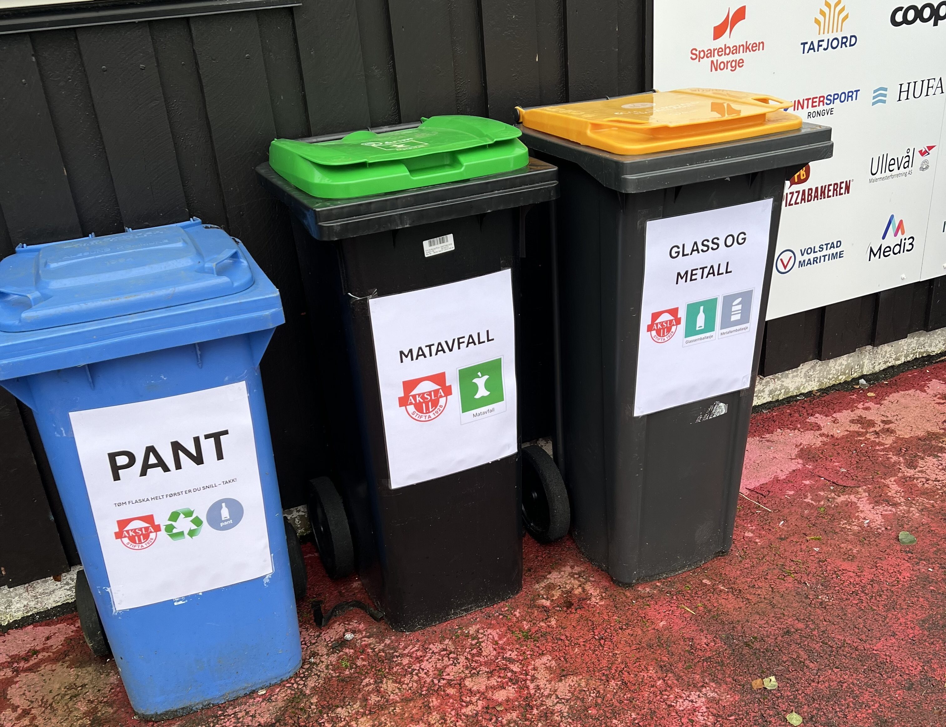 Hjelp oss å kast avfall på riktig sted!