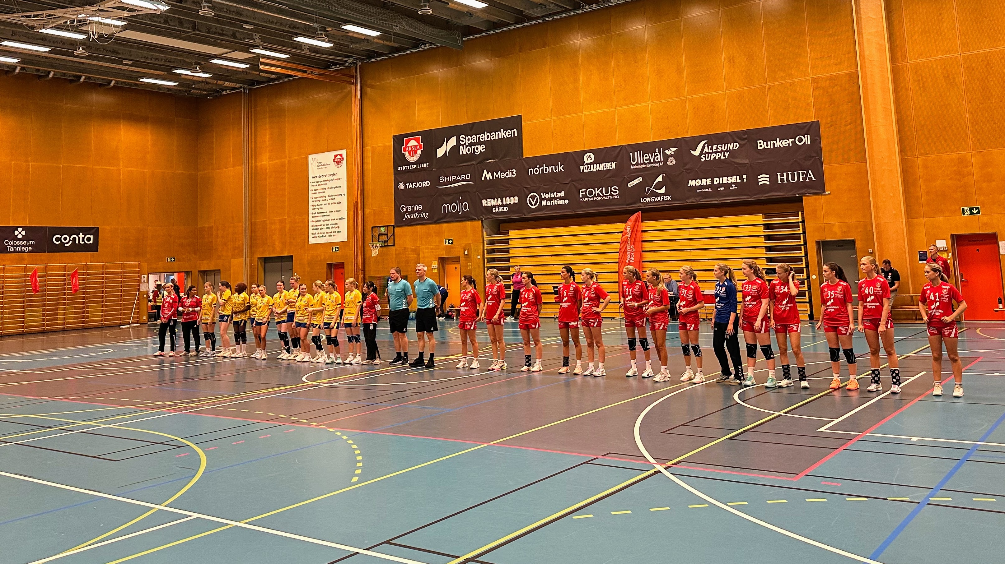Sesongen er i gang – for en handballhelg i Hatlanehallen!