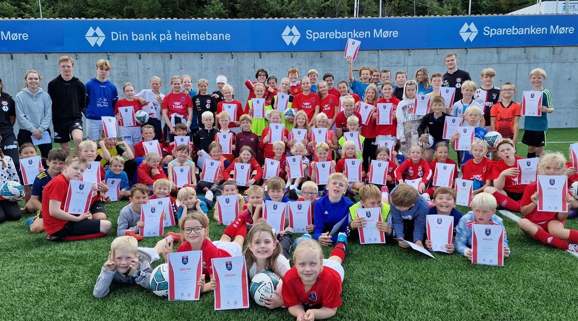 Akslas Tine fotballskole 2024